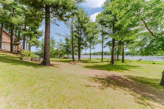N2804 COUNTY ROAD Y, Clintonville, WI 54929