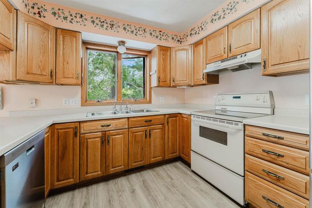 N2804 COUNTY ROAD Y, Clintonville, WI 54929