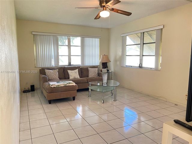 1599 NW 43rd Ave 108, Lauderhill, FL 33313