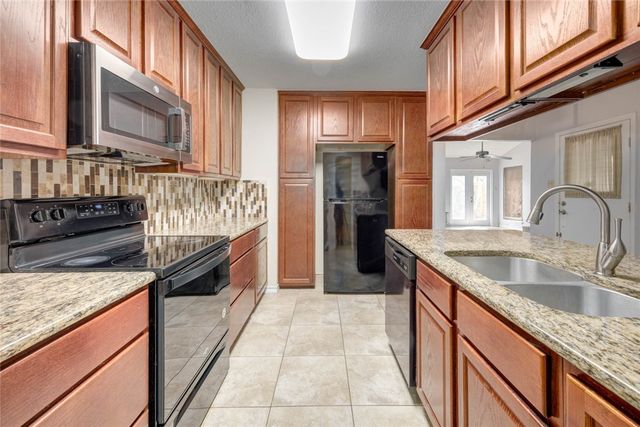 7014 Premont Dr, Corpus Christi, TX 78414