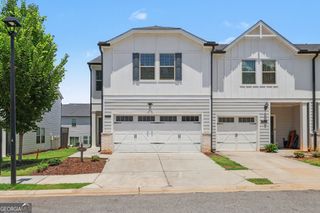 5473 Plain Field Lane, Lilburn, GA 30047