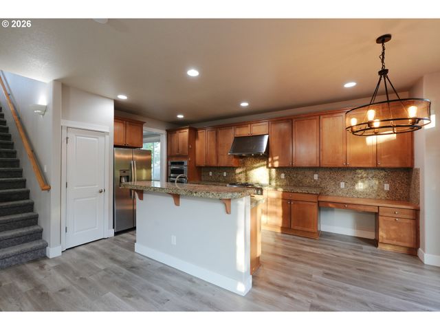 4711 E MASTERS Dr, Newberg, OR 97132
