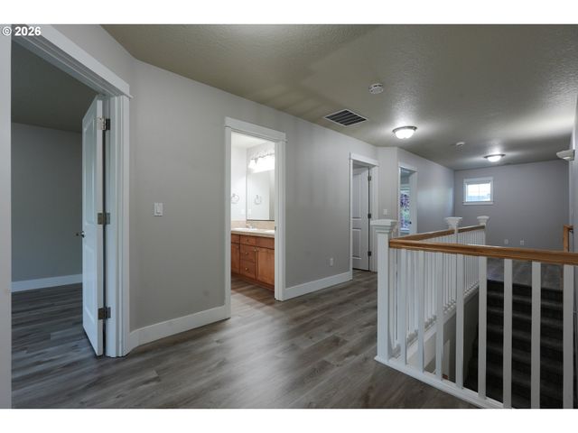 4711 E MASTERS Dr, Newberg, OR 97132
