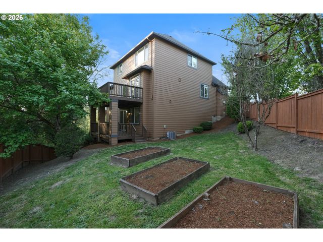 4711 E MASTERS Dr, Newberg, OR 97132
