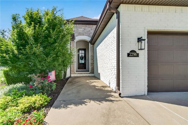 2296 Riverwater Lane, Fayetteville, AR 72703