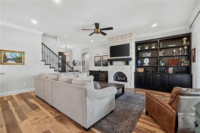 2296 Riverwater Lane, Fayetteville, AR 72703