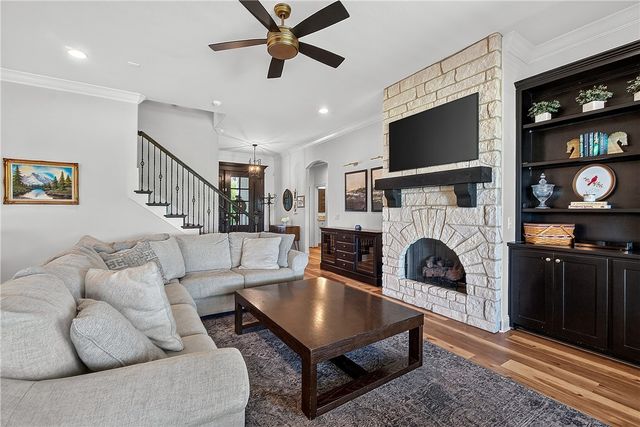 2296 Riverwater Lane, Fayetteville, AR 72703