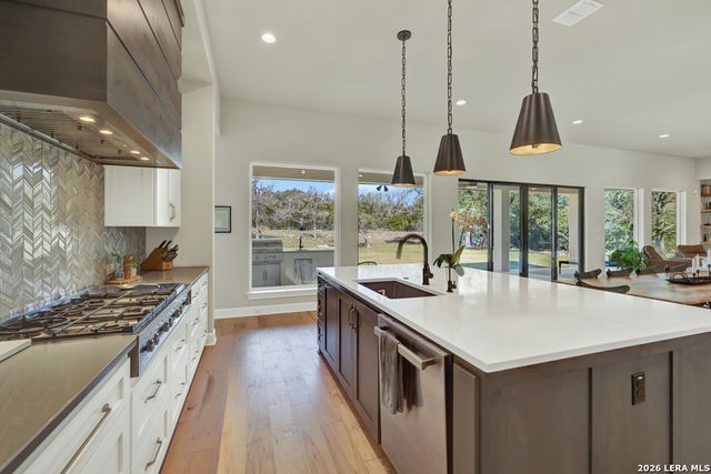 1327 Via Principale, New Braunfels, TX 78132