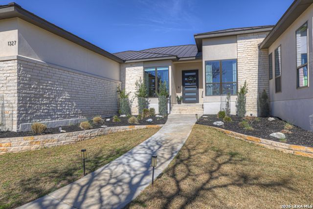 1327 Via Principale, New Braunfels, TX 78132