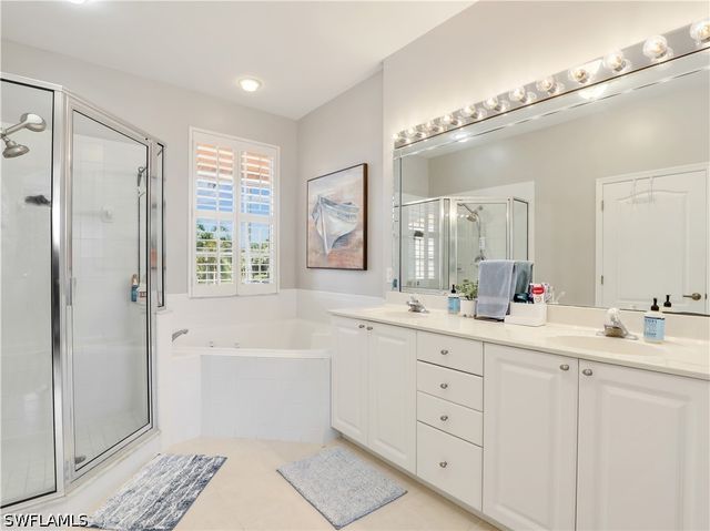 8990 Palmas Grandes BLVD 202, Bonita Springs, FL 34135