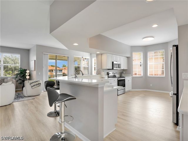 8990 Palmas Grandes BLVD 202, Bonita Springs, FL 34135