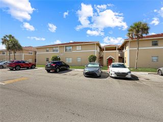 10056 Twin Lakes Drive 37-D, Coral Springs, FL 33071