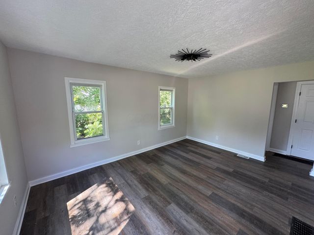 1816 Brentnell Avenue, Columbus, OH 43219