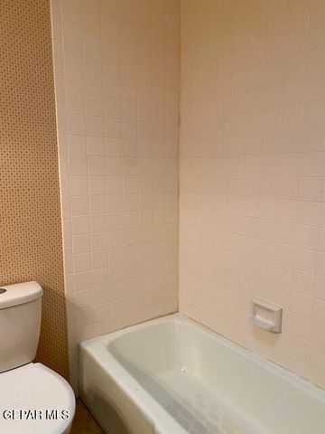 10649 ISLEROCK Street, El Paso, TX 79935