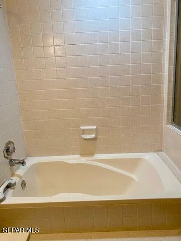 10649 ISLEROCK Street, El Paso, TX 79935