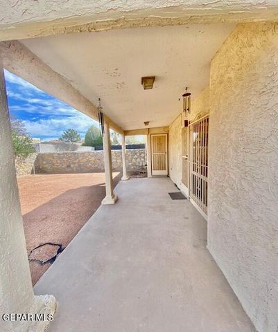 10649 ISLEROCK Street, El Paso, TX 79935