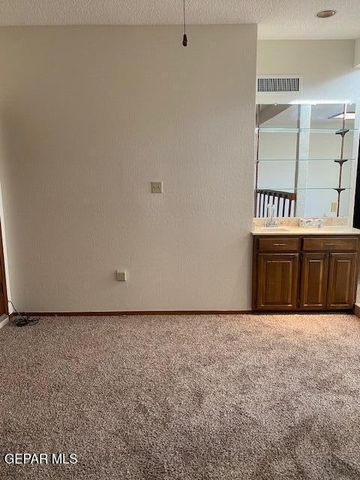 10649 ISLEROCK Street, El Paso, TX 79935