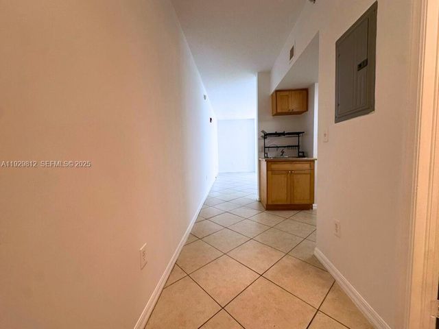 2630 SW 28th St 44, Miami, FL 33133