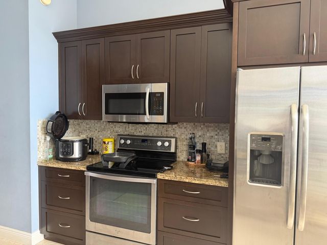 6828 Ashton Street, Boynton Beach, FL 33437