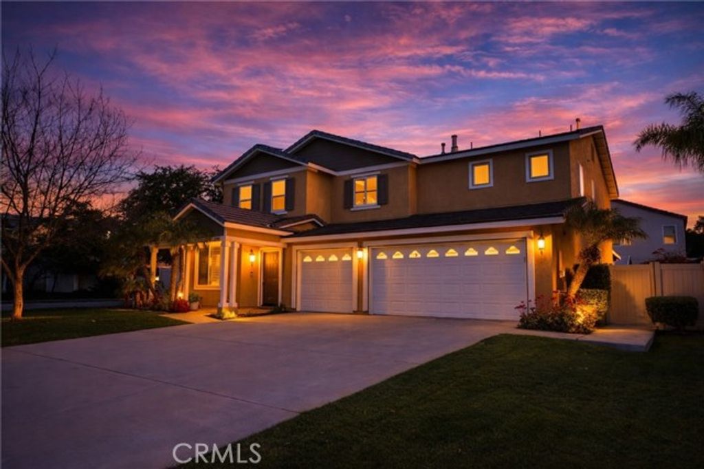 19391 De Marco, Riverside, CA 92508