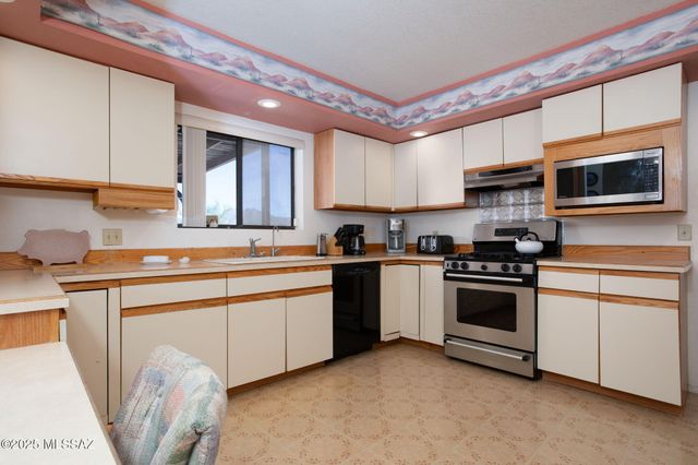 1147 Pedro Court, Rio Rico, AZ 85648