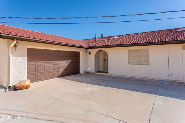 1147 Pedro Court, Rio Rico, AZ 85648