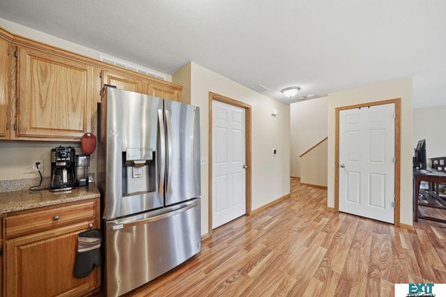2524 Cedar Cove Road, Lincoln, NE 68507