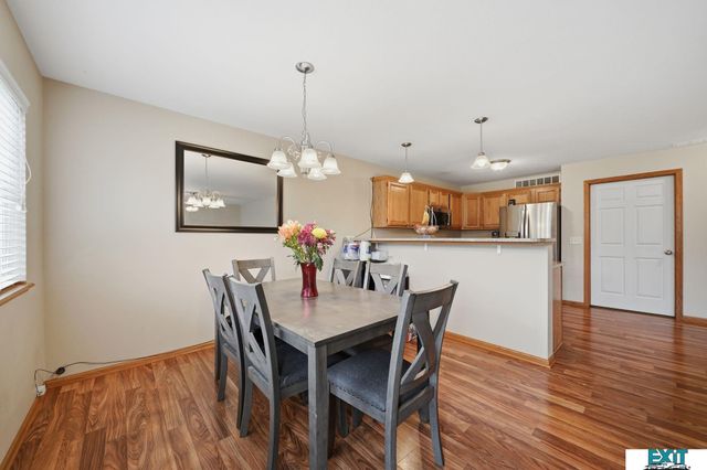 2524 Cedar Cove Road, Lincoln, NE 68507