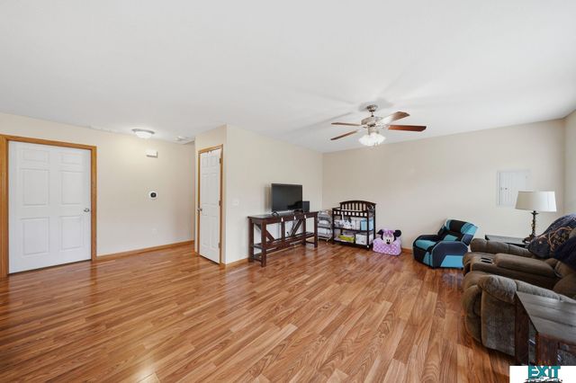2524 Cedar Cove Road, Lincoln, NE 68507