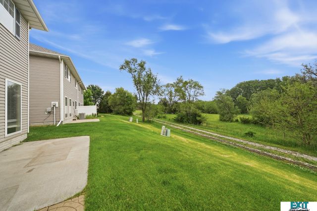 2524 Cedar Cove Road, Lincoln, NE 68507
