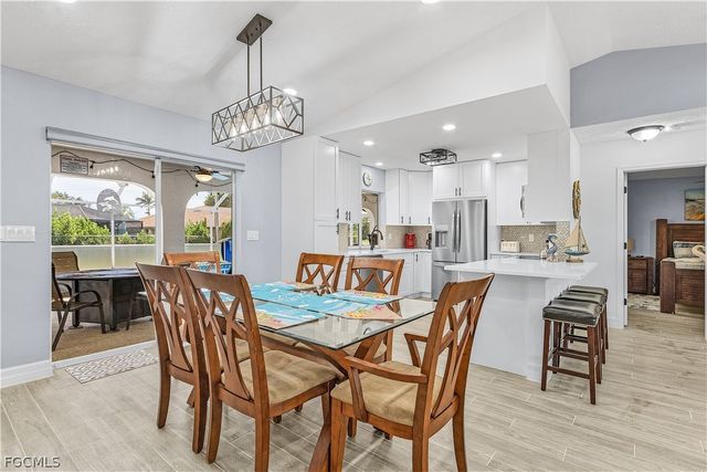 428 SW 37th ST, Cape Coral, FL 33914