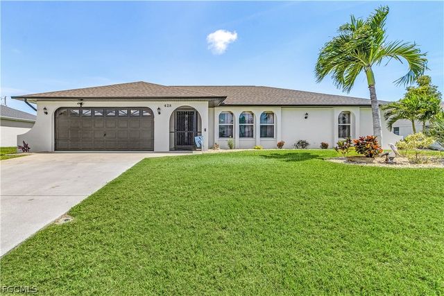 428 SW 37th ST, Cape Coral, FL 33914