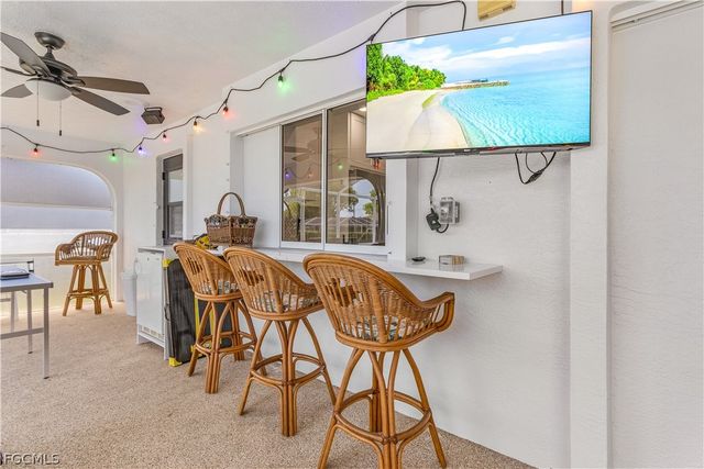 428 SW 37th ST, Cape Coral, FL 33914