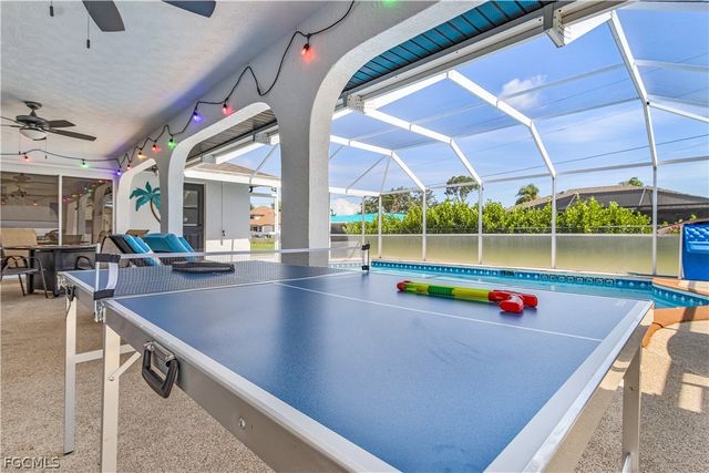 428 SW 37th ST, Cape Coral, FL 33914