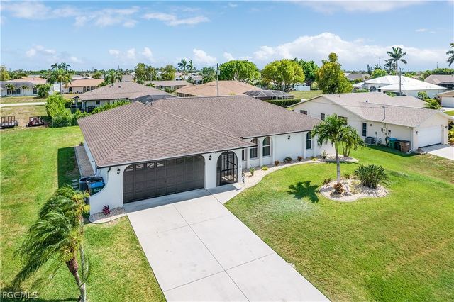 428 SW 37th ST, Cape Coral, FL 33914
