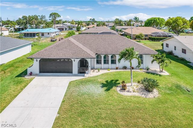 428 SW 37th ST, Cape Coral, FL 33914