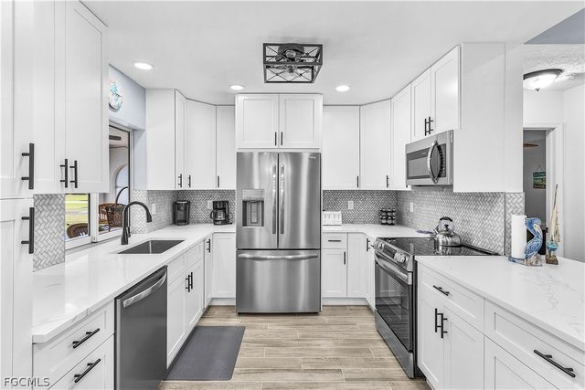 428 SW 37th ST, Cape Coral, FL 33914