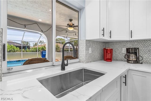 428 SW 37th ST, Cape Coral, FL 33914