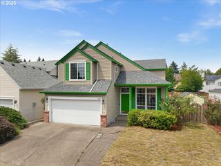 2290 N IRVINE St, Cornelius, OR 97113