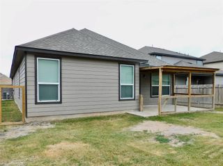 246 Teller DR, Lockhart, TX 78644