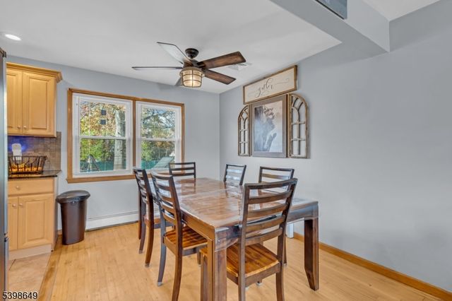 6 Gail Rd, Hillsborough Twp., NJ 08844