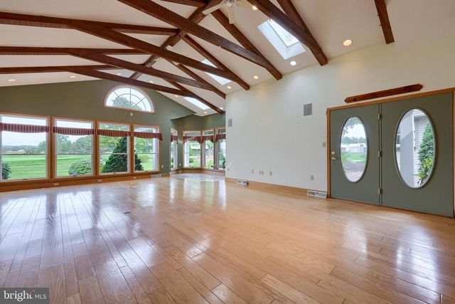 210 STEVENS RD, Stevens, PA 17578