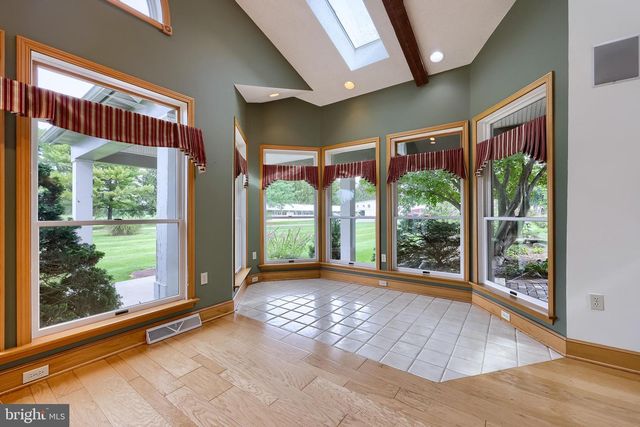 210 STEVENS RD, Stevens, PA 17578