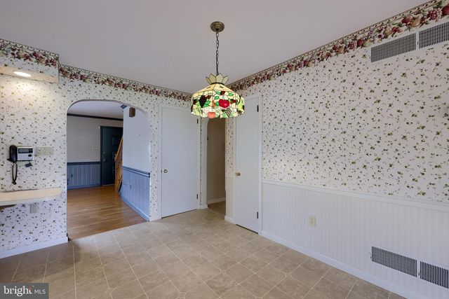 210 STEVENS RD, Stevens, PA 17578
