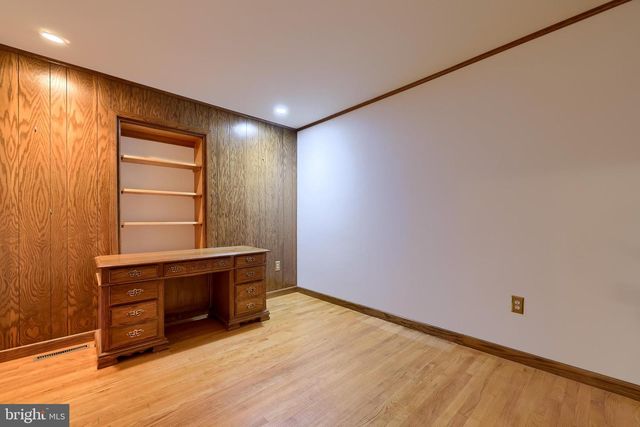 210 STEVENS RD, Stevens, PA 17578