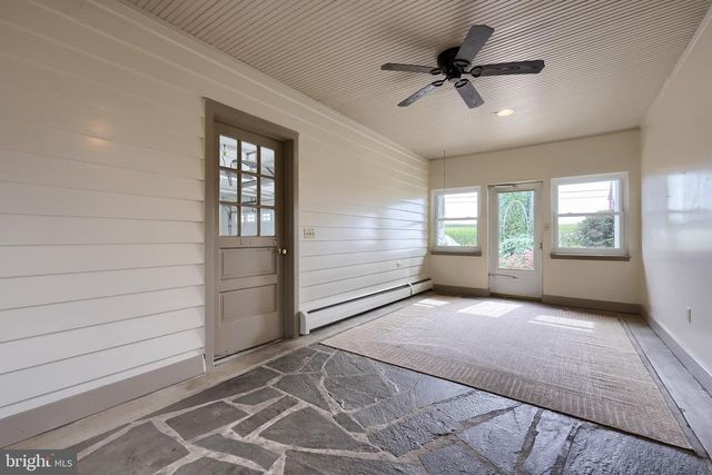 210 STEVENS RD, Stevens, PA 17578