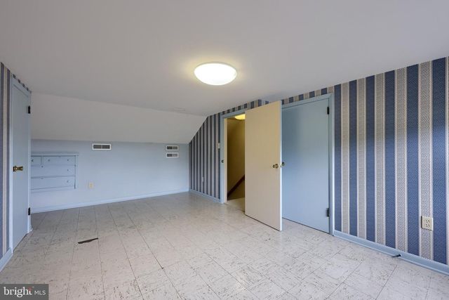 210 STEVENS RD, Stevens, PA 17578