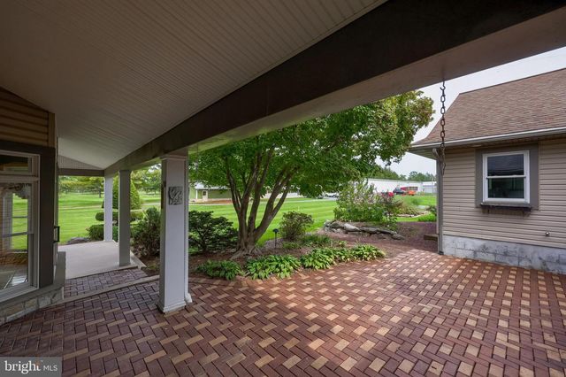 210 STEVENS RD, Stevens, PA 17578