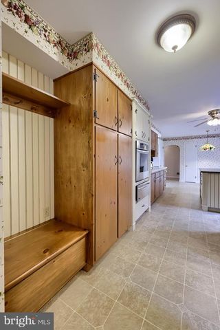 210 STEVENS RD, Stevens, PA 17578