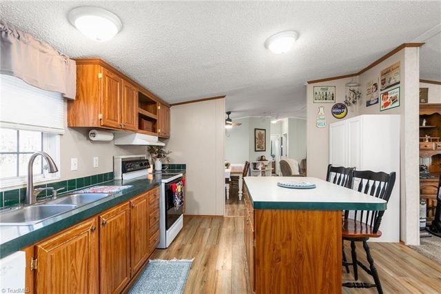 6381 Eagle Landing Drive, Trinity, NC 27370